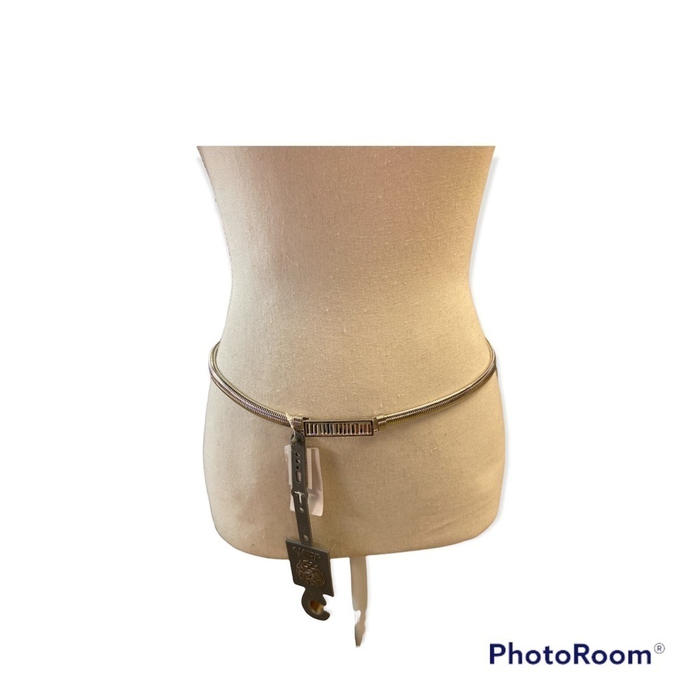 Vince Camuto Placard Metal Stretch Clasp Belt M/L NWT